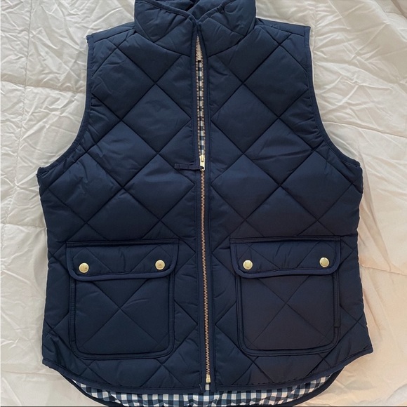 J.Crew Puffer Vest - Picture 4 of 5